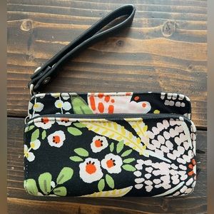 ThirtyOne 31 Wristlet Wallet